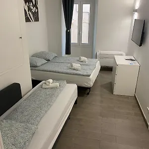 Renovated In The Heart Of The Old Town Appartement Menton